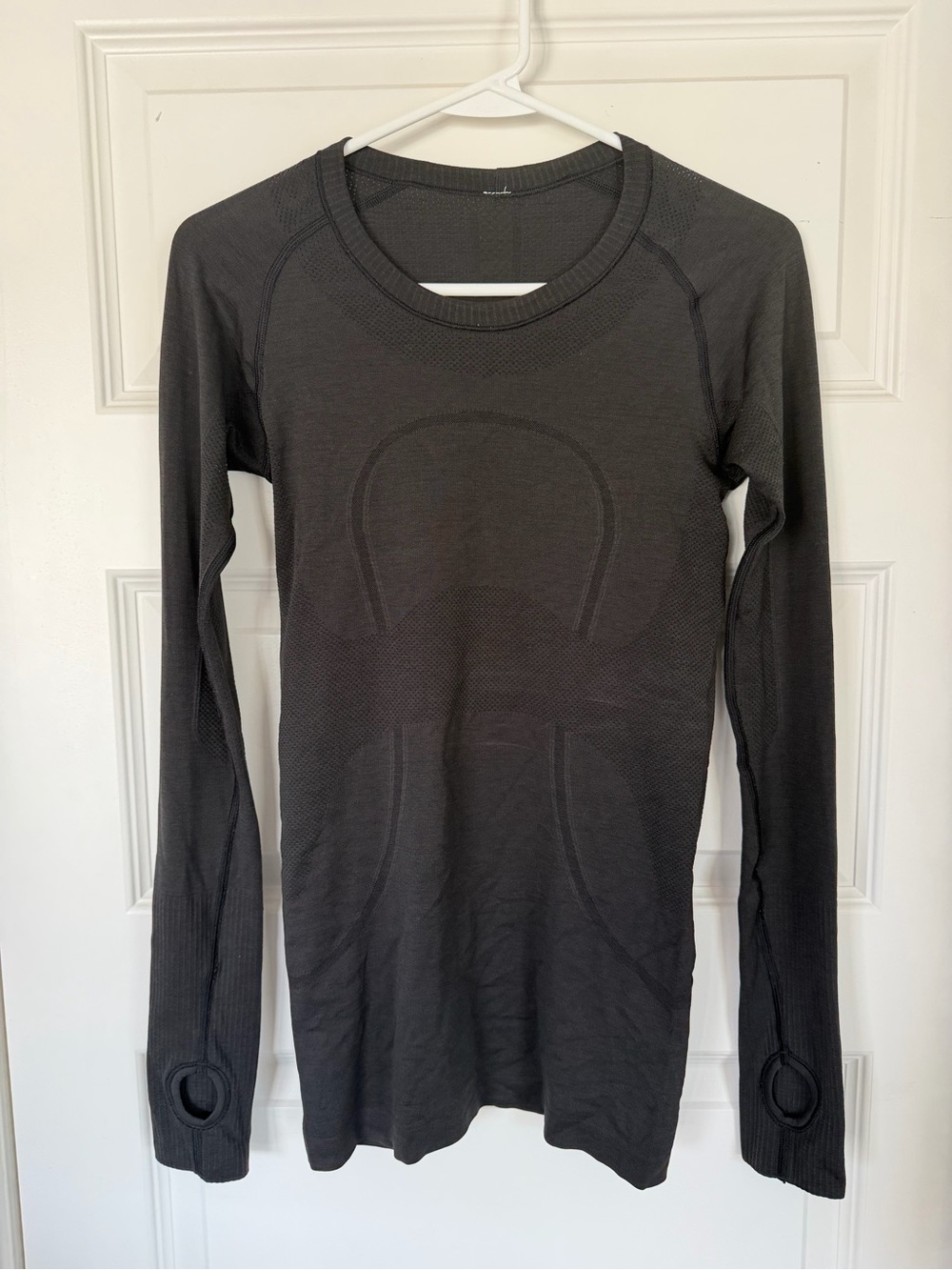 lululemon athletica Seamless Long Sleeve Workout Top - Black